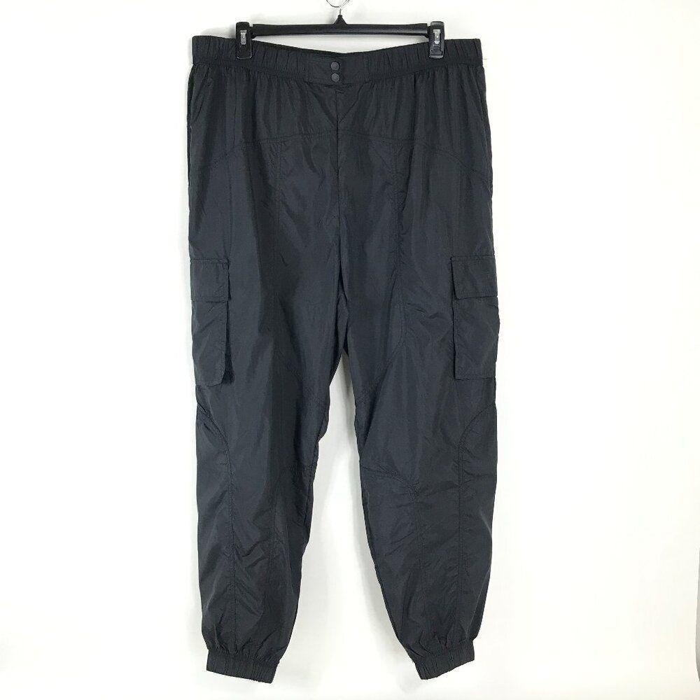 NEW Fabletics Cargo Parachute Pant Women's Plus XXL/1X Black Jogger Windbreaker